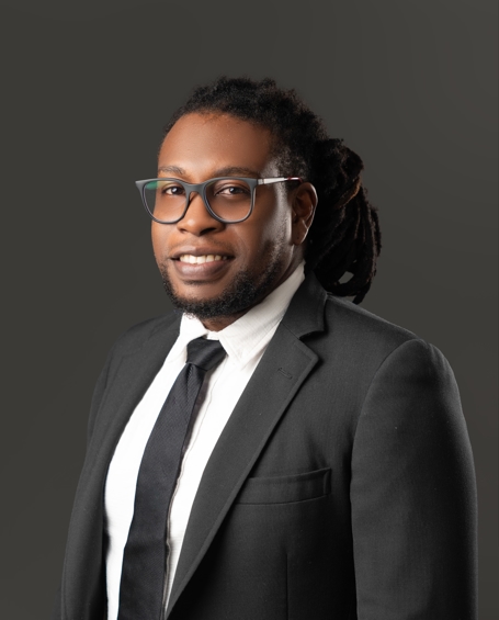 Junior  Arzú Alvarez Photo